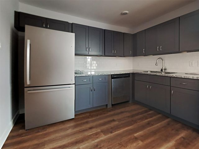 8639 Sunderland Road, Houston, TX 77028