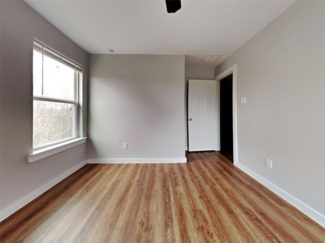 8639 Sunderland Road, Houston, TX 77028