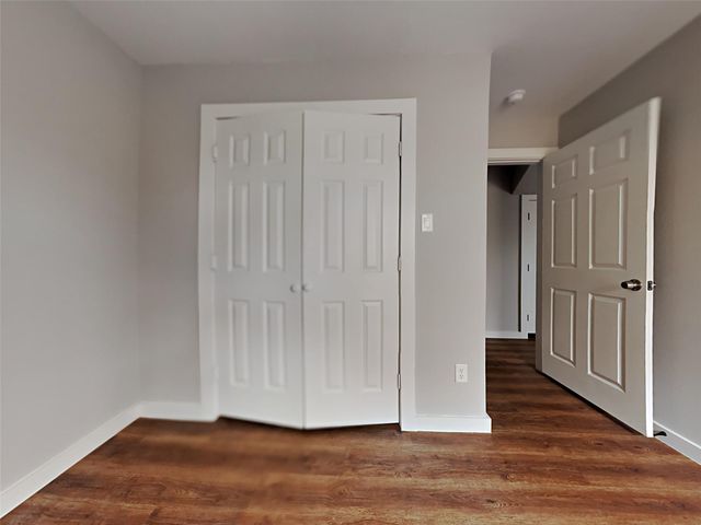 8639 Sunderland Road, Houston, TX 77028
