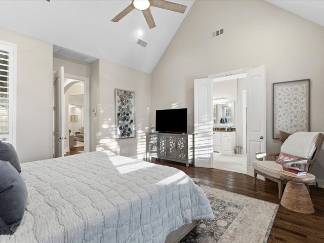 630 The Lakes Boulevard, Lewisville, TX 75056