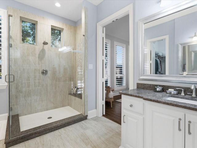 630 The Lakes Boulevard, Lewisville, TX 75056