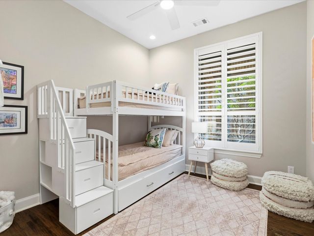 630 The Lakes Boulevard, Lewisville, TX 75056
