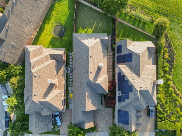 630 The Lakes Boulevard, Lewisville, TX 75056