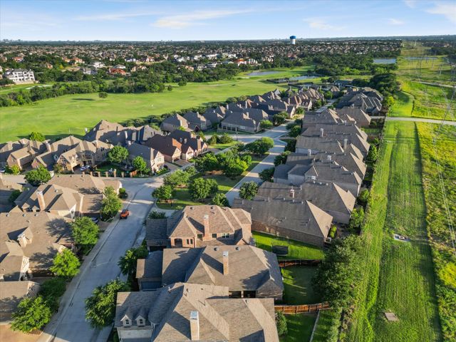 630 The Lakes Boulevard, Lewisville, TX 75056
