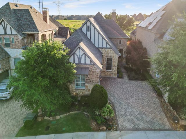 630 The Lakes Boulevard, Lewisville, TX 75056
