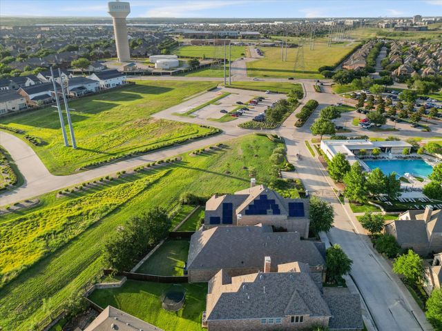 630 The Lakes Boulevard, Lewisville, TX 75056