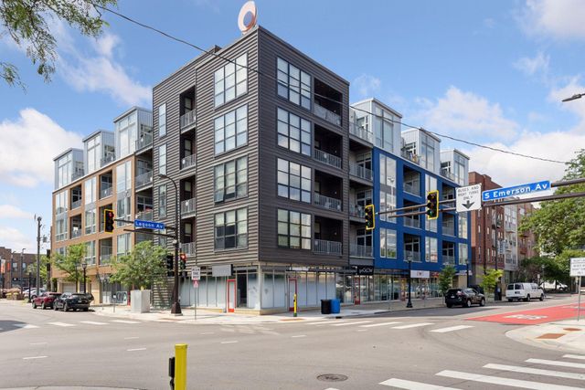 1211 Lagoon Avenue 302, Minneapolis, MN 55408