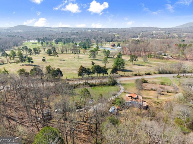 111 Skitts Mountain Road, Cleveland, GA 30528