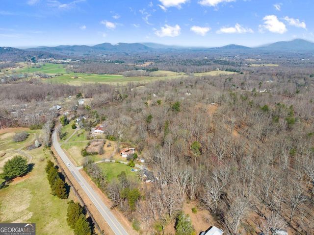 111 Skitts Mountain Road, Cleveland, GA 30528