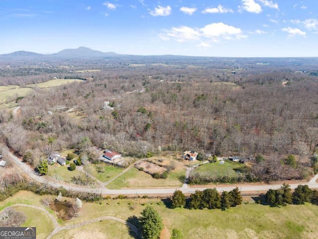 111 Skitts Mountain Road, Cleveland, GA 30528