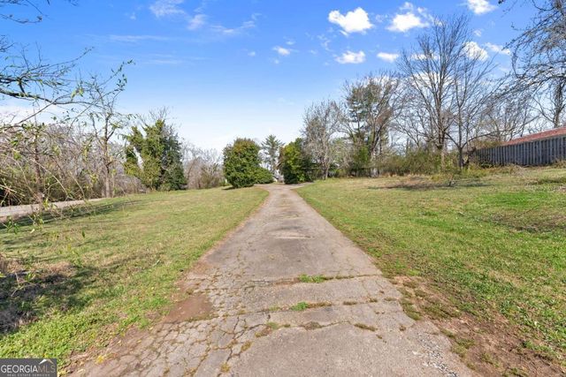 111 Skitts Mountain Road, Cleveland, GA 30528