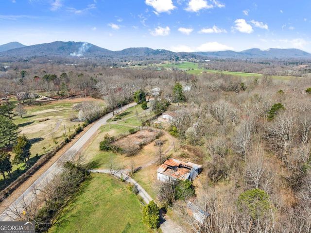 111 Skitts Mountain Road, Cleveland, GA 30528