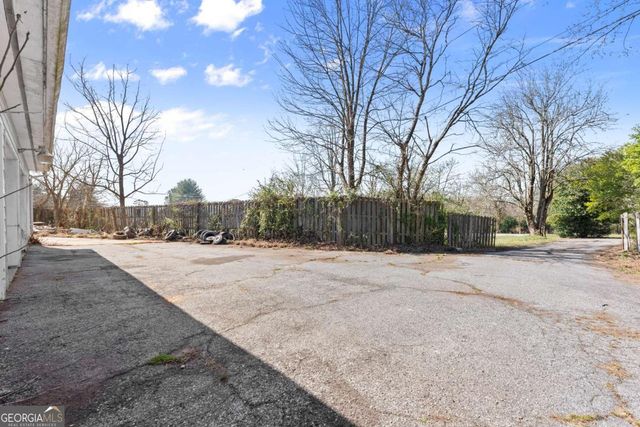 111 Skitts Mountain Road, Cleveland, GA 30528