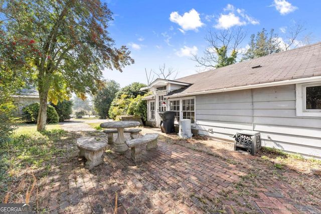 111 Skitts Mountain Road, Cleveland, GA 30528