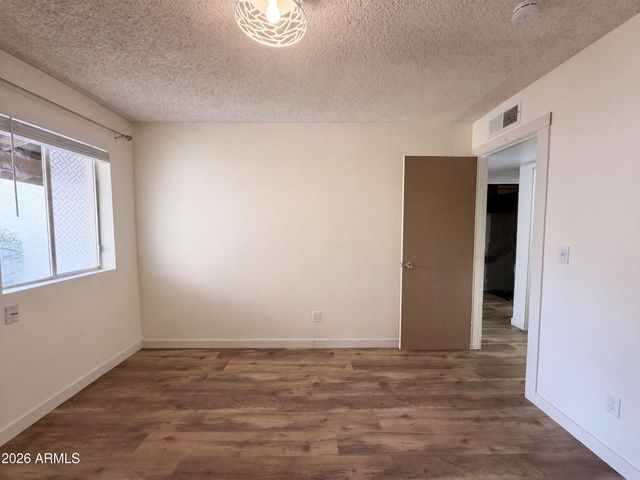 1725 N DATE -- 5, Mesa, AZ 85201