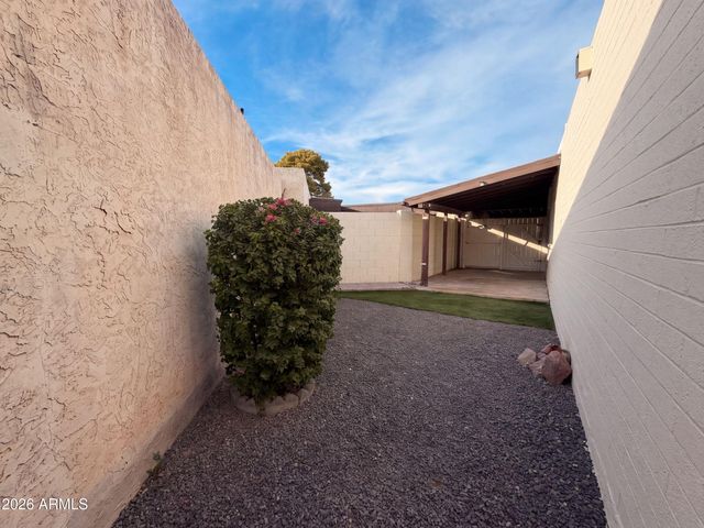 1725 N DATE -- 5, Mesa, AZ 85201
