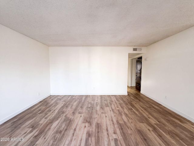 1725 N DATE -- 5, Mesa, AZ 85201