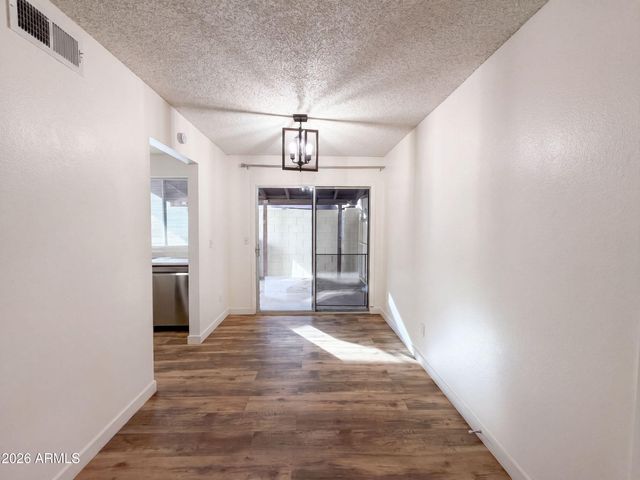 1725 N DATE -- 5, Mesa, AZ 85201