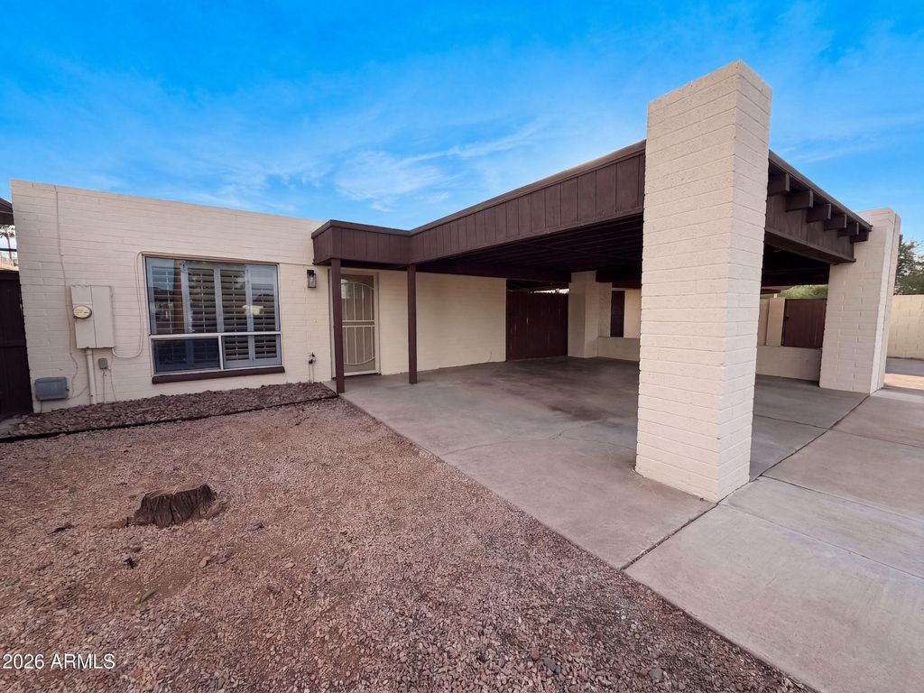 1725 N DATE -- 5, Mesa, AZ 85201