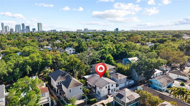 121 18TH AVENUE N, St Petersburg, FL 33704