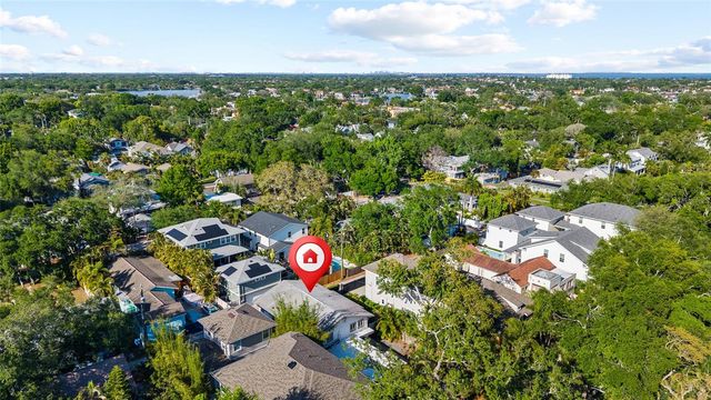 121 18TH AVENUE N, St Petersburg, FL 33704