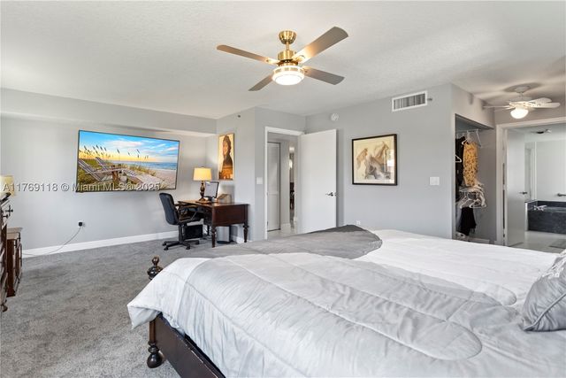 5876 Regal Glen Dr 101, Boynton Beach, FL 33437