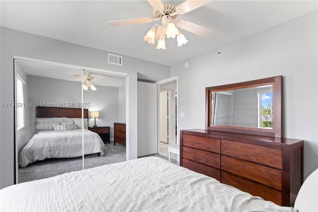 5876 Regal Glen Dr 101, Boynton Beach, FL 33437
