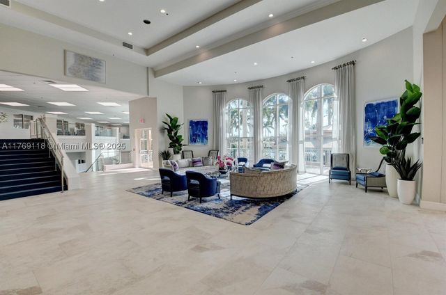 5876 Regal Glen Dr 101, Boynton Beach, FL 33437