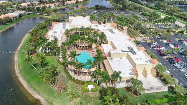 5876 Regal Glen Dr 101, Boynton Beach, FL 33437