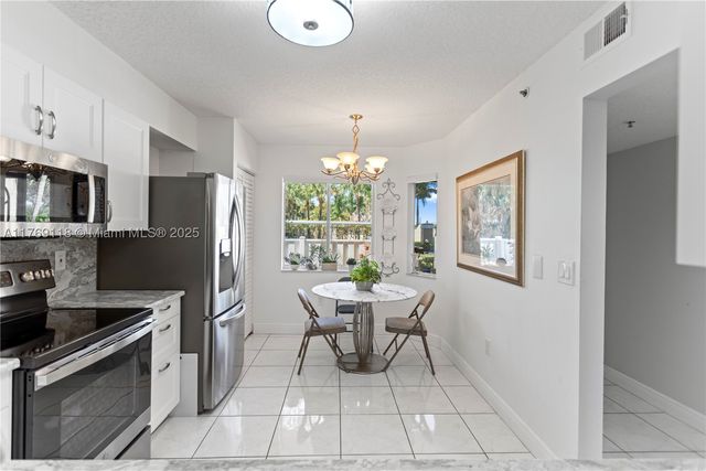 5876 Regal Glen Dr 101, Boynton Beach, FL 33437