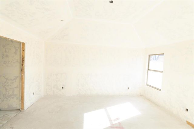 9228 NW 87th Street, Yukon, OK 73099