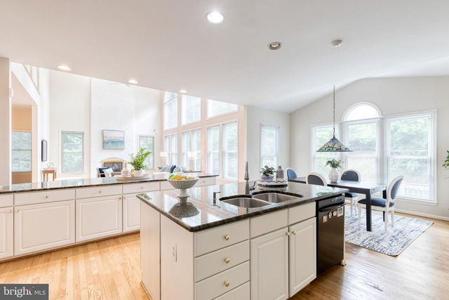 1146 FAIRBANKS DR, Lutherville Timonium, MD 21093
