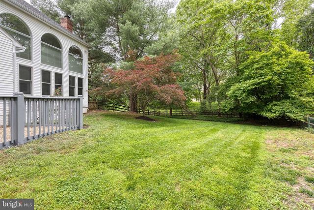 1146 FAIRBANKS DR, Lutherville Timonium, MD 21093
