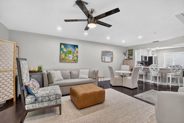 6388 Boca Circle, Boca Raton, FL 33433