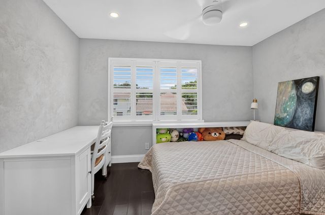 6388 Boca Circle, Boca Raton, FL 33433