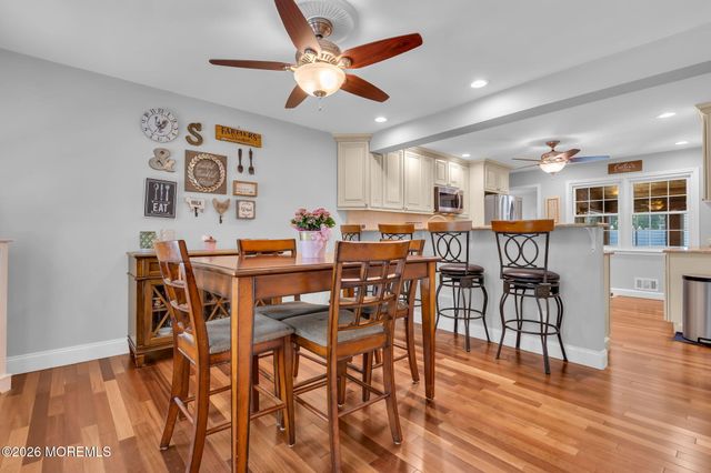 1044 Evelyn Drive, Toms River, NJ 08753