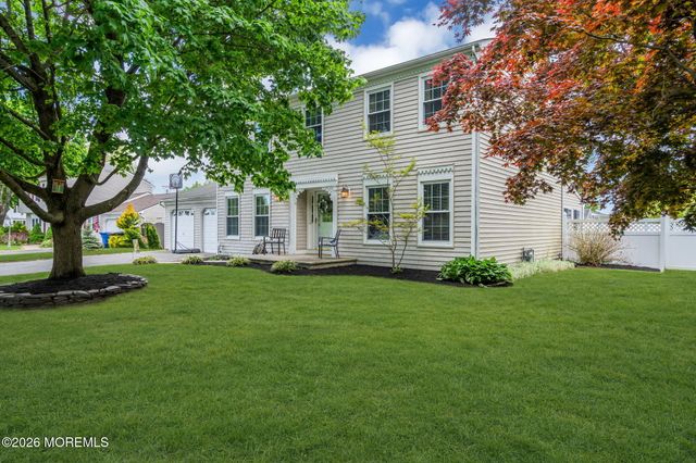 1044 Evelyn Drive, Toms River, NJ 08753