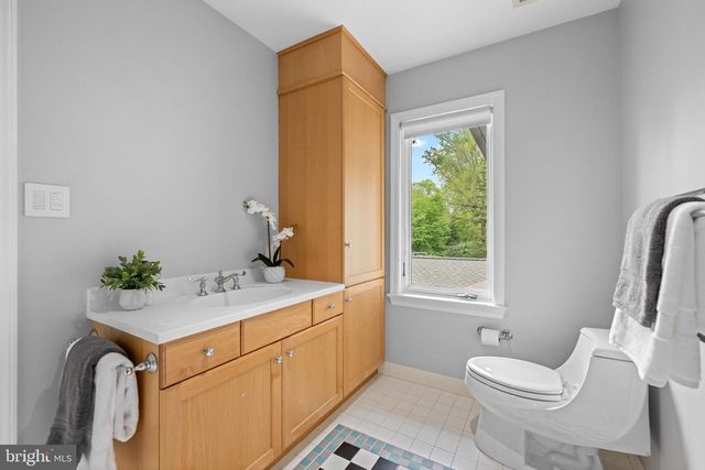 850 LESLEY RD, Villanova, PA 19085