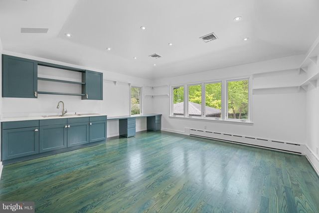 850 LESLEY RD, Villanova, PA 19085