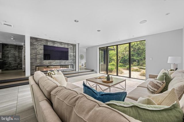 850 LESLEY RD, Villanova, PA 19085