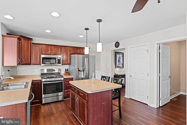 476 SWEETWATER DR, Palmyra, PA 17078