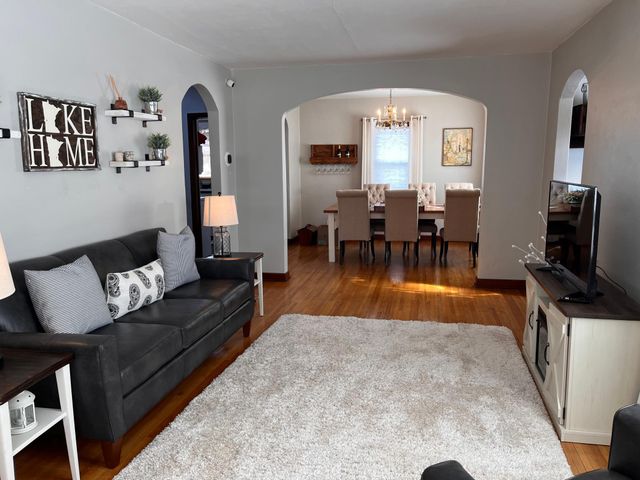 618 E 2nd Street, Starbuck, MN 56381