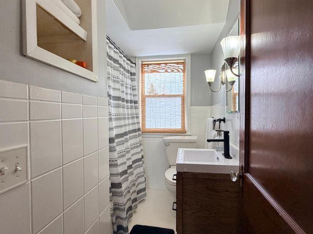 618 E 2nd Street, Starbuck, MN 56381