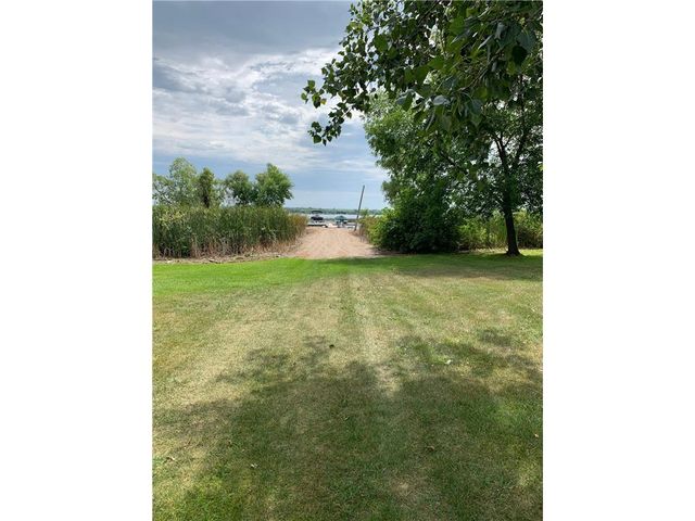 618 E 2nd Street, Starbuck, MN 56381