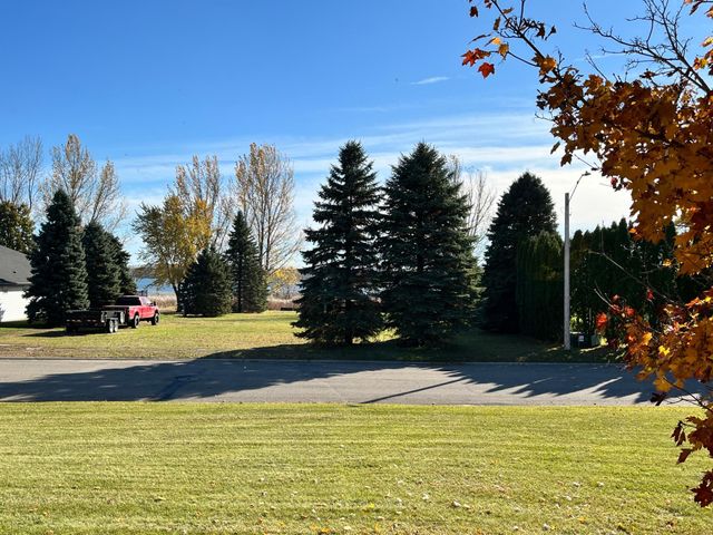 618 E 2nd Street, Starbuck, MN 56381