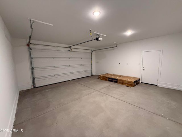 2390 W LOS ARBOLES Place, Chandler, AZ 85224