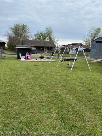 102 36th Street, Van Buren, AR 72956