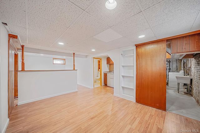 1111 Esther Street, Franklin Square, NY 11010