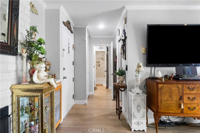 8635 FALMOUTH Avenue 203, Playa Del Rey, CA 90293
