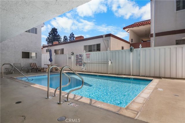 8635 FALMOUTH Avenue 203, Playa Del Rey, CA 90293